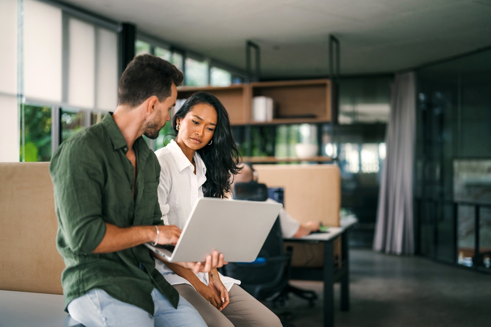 Business,Project,Team,Working,Together,At,Meeting,Room,At,Office